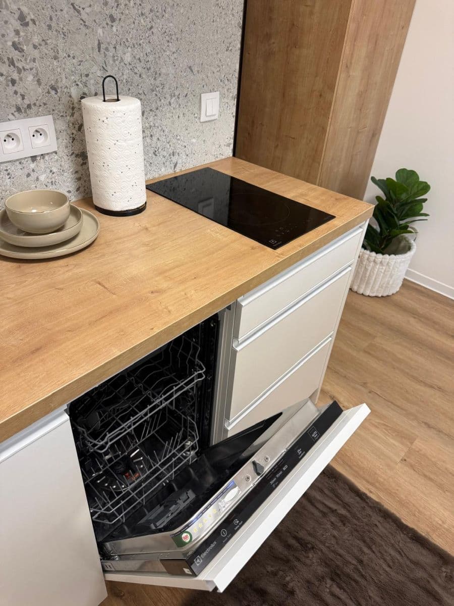 Pronájem bytu 1+kk 28 m², Na Větrníku, Praha, Praha Pronájem bytu 1+kk 28 m², Na Větrníku, Praha, Praha