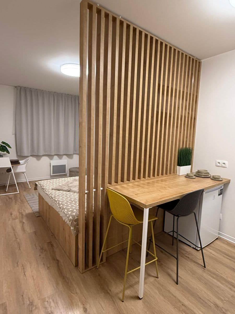 Pronájem bytu 1+kk 28 m², Na Větrníku, Praha, Praha Pronájem bytu 1+kk 28 m², Na Větrníku, Praha, Praha