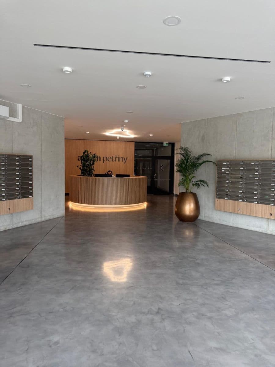 Pronájem bytu 1+kk 28 m², Na Větrníku, Praha, Praha Pronájem bytu 1+kk 28 m², Na Větrníku, Praha, Praha