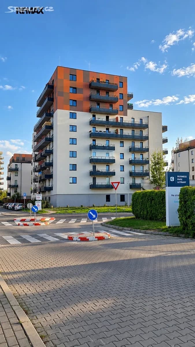 Pronájem bytu 4+kk 93 m², Škrábkových, Praha, Praha Pronájem bytu 4+kk 93 m², Škrábkových, Praha, Praha