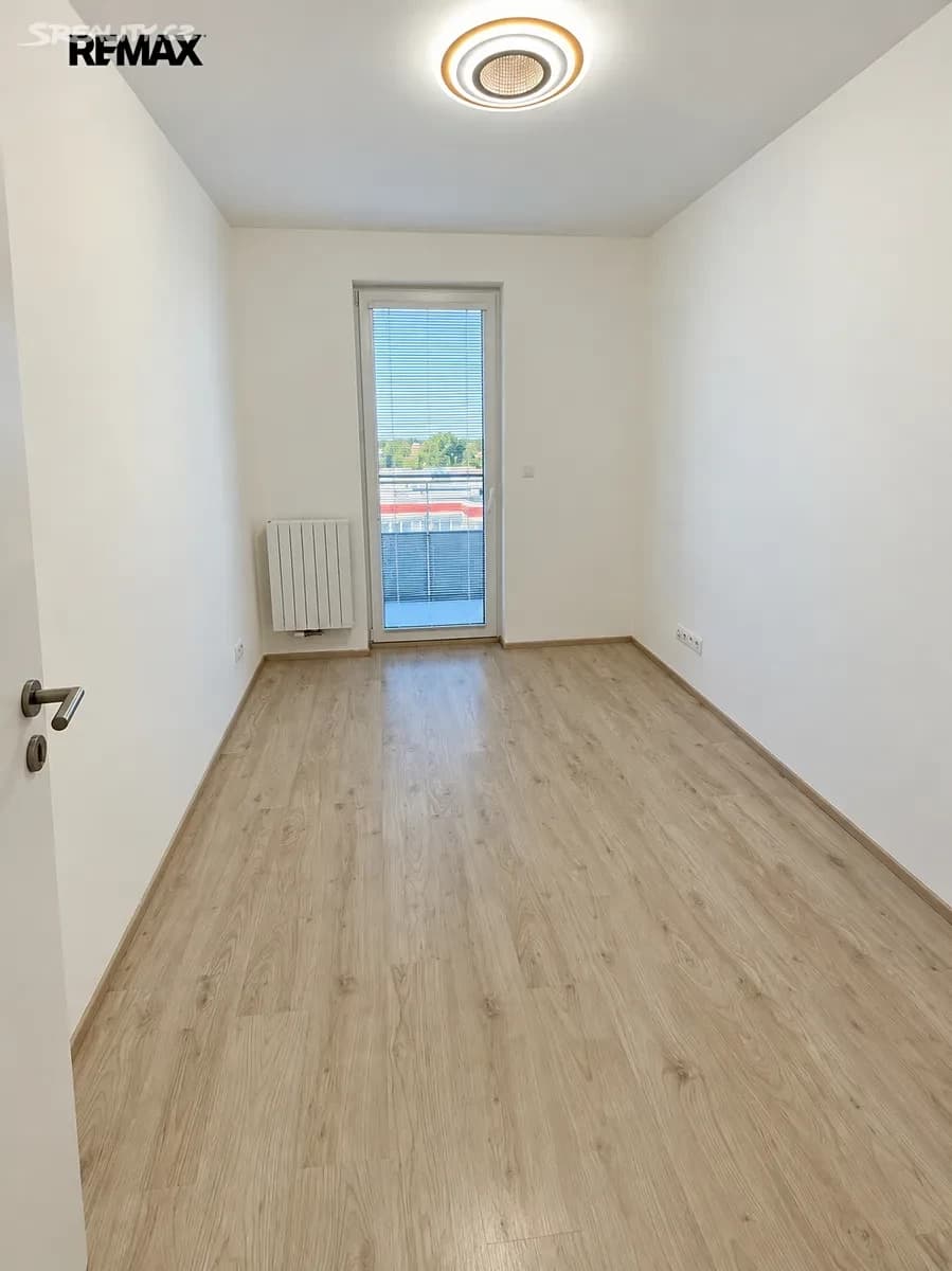Pronájem bytu 4+kk 93 m², Škrábkových, Praha, Praha Pronájem bytu 4+kk 93 m², Škrábkových, Praha, Praha