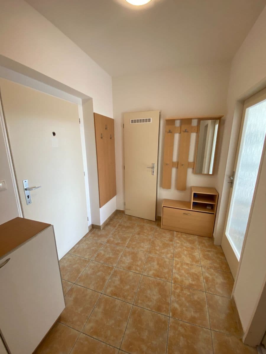 Pronájem bytu 2+kk 53 m², Zlonická, Praha, Praha Pronájem bytu 2+kk 53 m², Zlonická, Praha, Praha