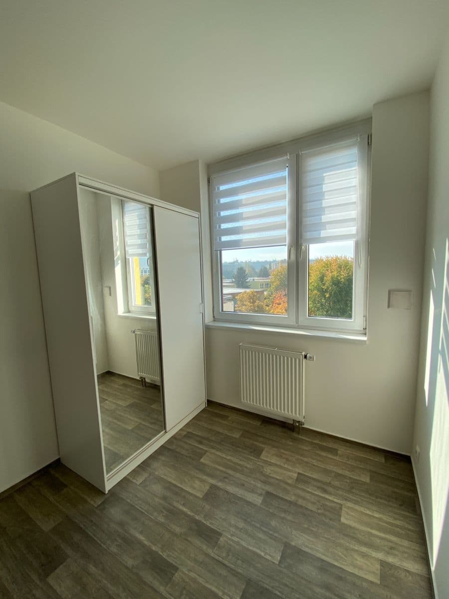Pronájem bytu 2+kk 53 m², Zlonická, Praha, Praha Pronájem bytu 2+kk 53 m², Zlonická, Praha, Praha