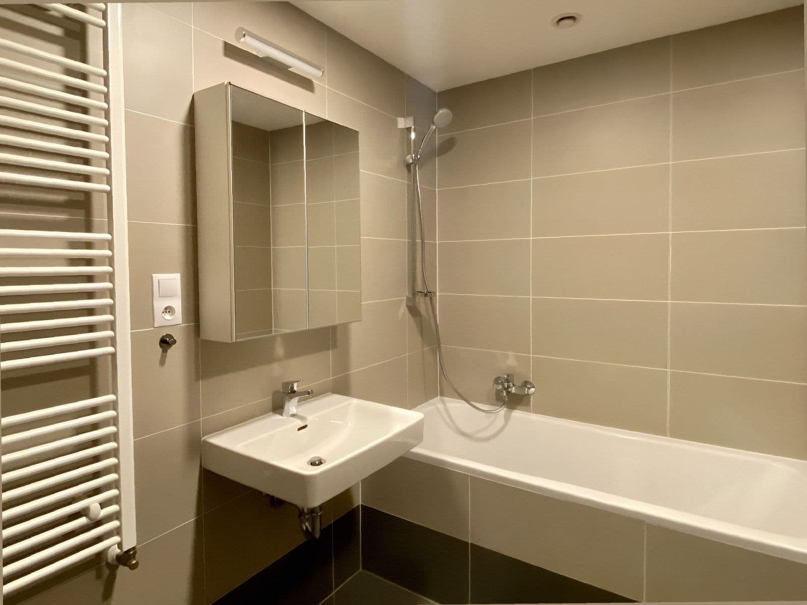 Pronájem bytu 2+kk 64 m², K Metru, Praha, Praha Pronájem bytu 2+kk 64 m², K Metru, Praha, Praha
