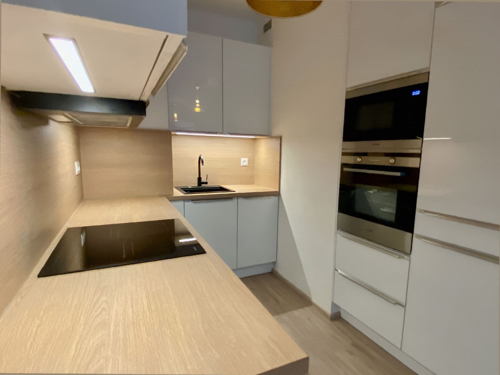 Pronájem bytu 2+kk 64 m², K Metru, Praha, Praha Pronájem bytu 2+kk 64 m², K Metru, Praha, Praha