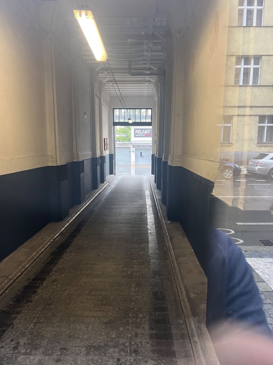 Pronájem garáže 12 m², Praha, Praha Pronájem garáže 12 m², Praha, Praha