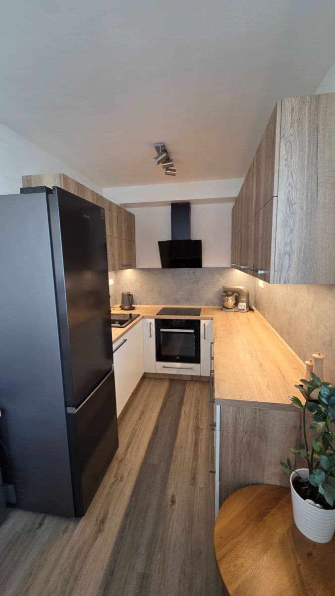 Pronájem bytu 2+kk 50 m², Želetická, Praha, Praha Pronájem bytu 2+kk 50 m², Želetická, Praha, Praha