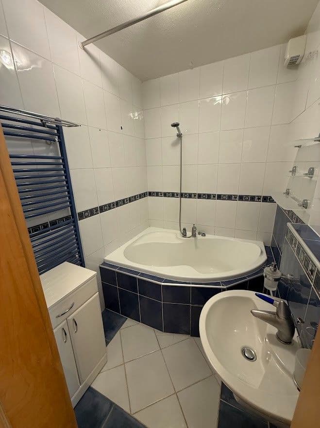 Pronájem bytu 2+kk 66 m², Sídlištní, Praha, Praha Pronájem bytu 2+kk 66 m², Sídlištní, Praha, Praha