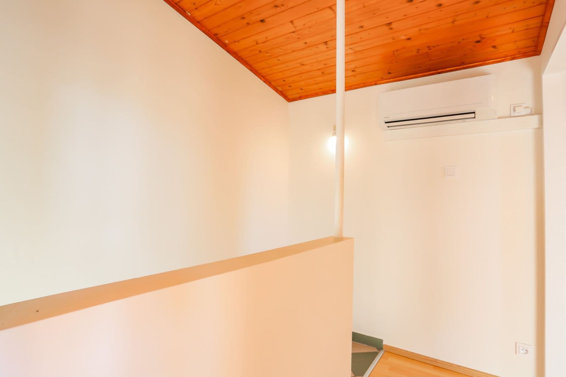 Prodej domu 63 m², pozemek 451 m², Skalní, Statenice, Středočeský kraj Prodej domu 63 m², pozemek 451 m², Skalní, Statenice, Středočeský kraj