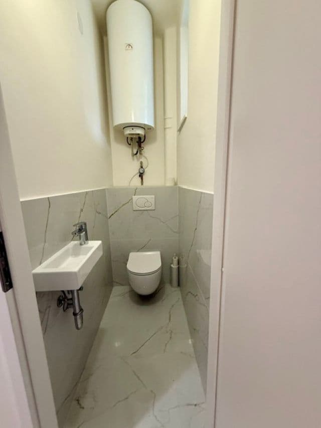 Prodej bytu 2+kk 75 m², Pražská třída, Hradec Králové, Královéhradecký kraj Prodej bytu 2+kk 75 m², Pražská třída, Hradec Králové, Královéhradecký kraj