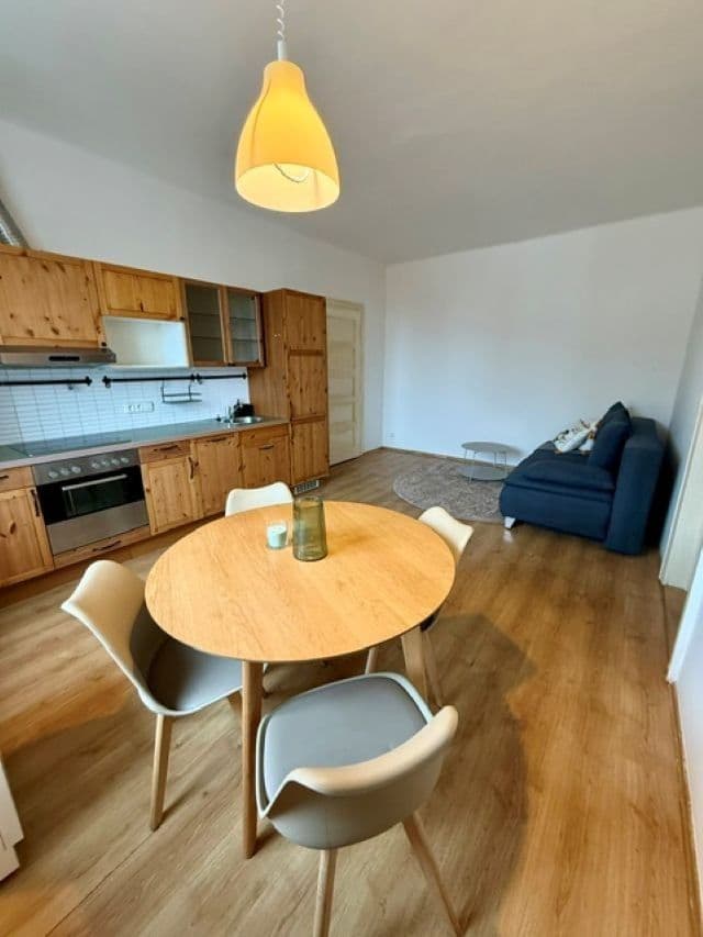 Prodej bytu 2+kk 75 m², Pražská třída, Hradec Králové, Královéhradecký kraj Prodej bytu 2+kk 75 m², Pražská třída, Hradec Králové, Královéhradecký kraj