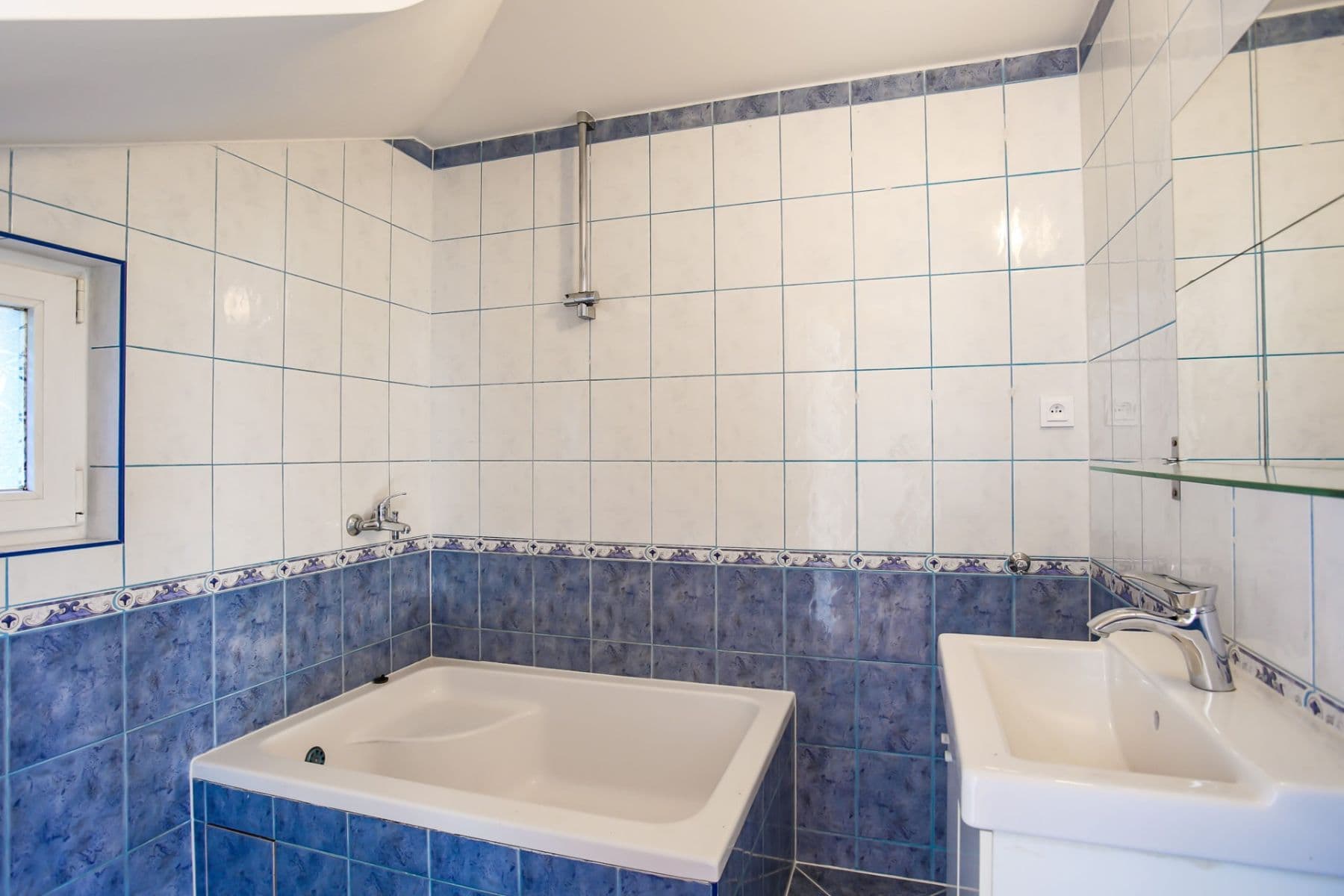 Prodej domu 62 m², pozemek 261 m², Skalní, Statenice, Středočeský kraj Prodej domu 62 m², pozemek 261 m², Skalní, Statenice, Středočeský kraj