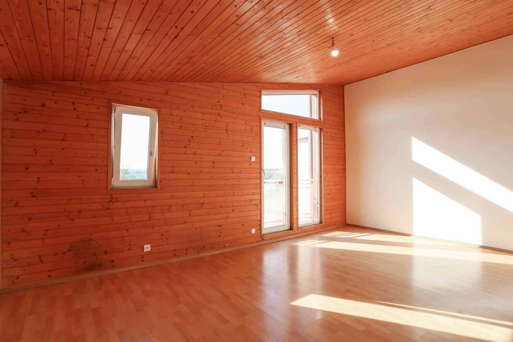 Prodej domu 62 m², pozemek 261 m², Skalní, Statenice, Středočeský kraj Prodej domu 62 m², pozemek 261 m², Skalní, Statenice, Středočeský kraj