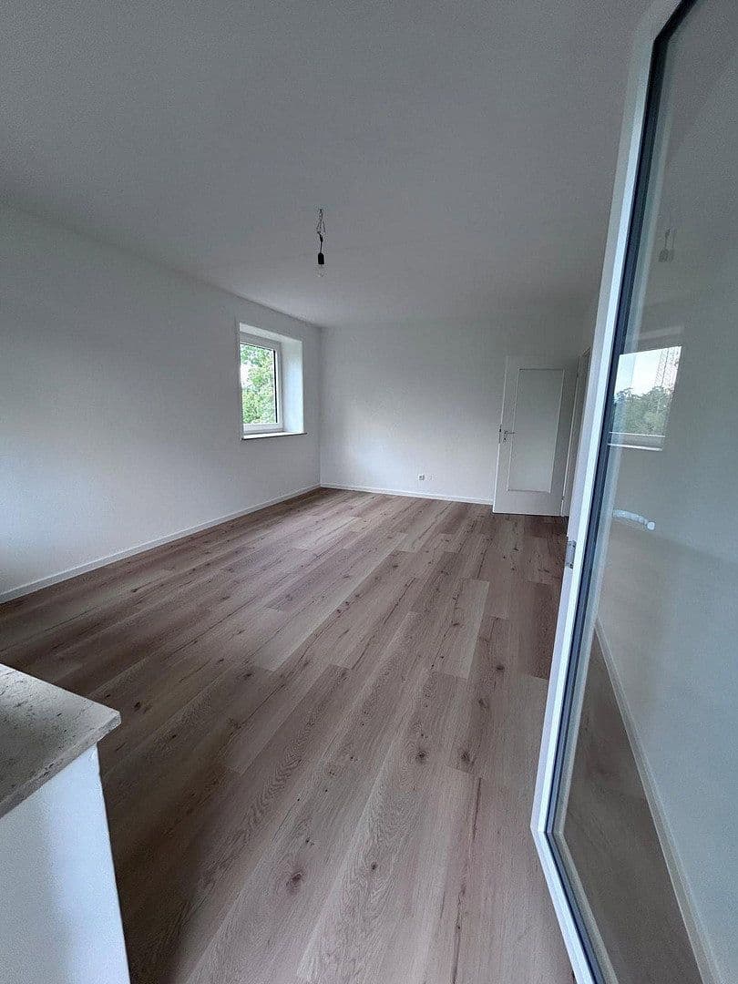 Pronájem bytu 3+1 76 m², Pestalozzistraße 1, Germering, Bavorsko Pronájem bytu 3+1 76 m², Pestalozzistraße 1, Germering, Bavorsko