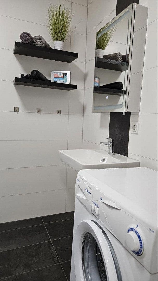 Pronájem bytu 2+1 67 m², Meersburg, Bádensko-Württembersko Pronájem bytu 2+1 67 m², Meersburg, Bádensko-Württembersko