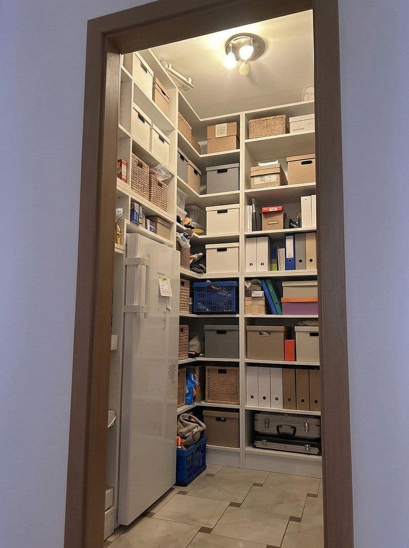 Prodej bytu 4+kk 146 m², Dresden, Sasko Prodej bytu 4+kk 146 m², Dresden, Sasko