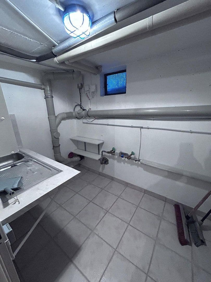 Pronájem domu 142 m², pozemek 169 m², Blütenstraße 27, Puchheim, Bavorsko Pronájem domu 142 m², pozemek 169 m², Blütenstraße 27, Puchheim, Bavorsko
