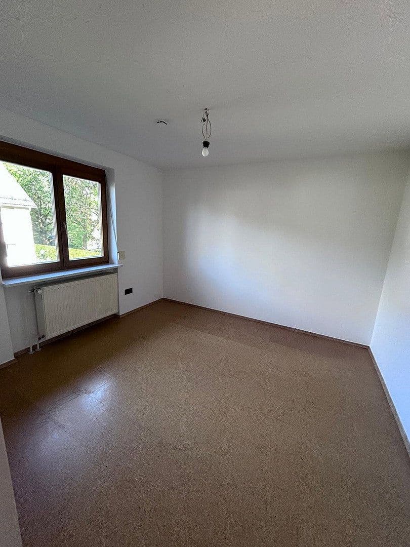 Pronájem domu 142 m², pozemek 169 m², Blütenstraße 27, Puchheim, Bavorsko Pronájem domu 142 m², pozemek 169 m², Blütenstraße 27, Puchheim, Bavorsko