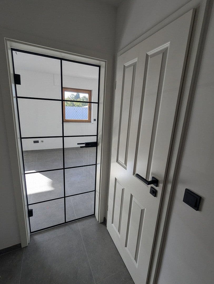 Pronájem bytu 1+1 30 m², Eschweiler, Severní Porýní-Vestfálsko Pronájem bytu 1+1 30 m², Eschweiler, Severní Porýní-Vestfálsko