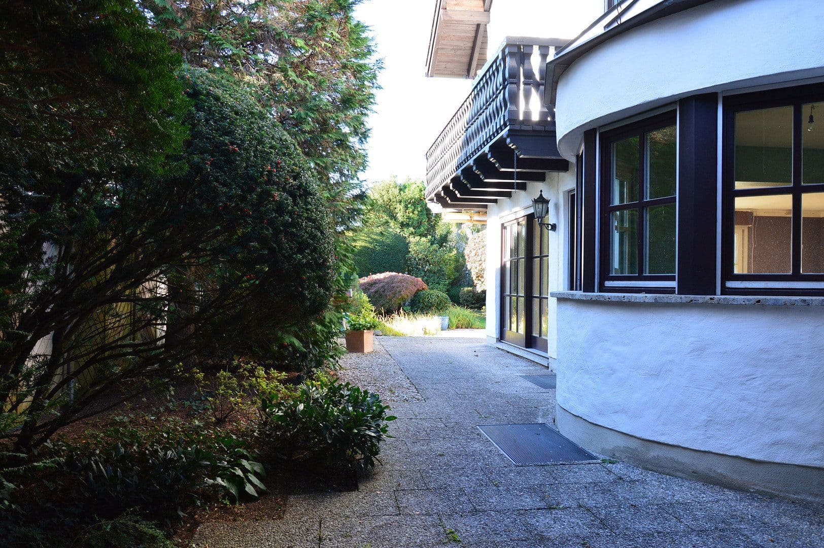 Prodej domu 171 m², pozemek 511 m², Portenlängerstraße 15 A, Grünwald, Bavorsko Prodej domu 171 m², pozemek 511 m², Portenlängerstraße 15 A, Grünwald, Bavorsko