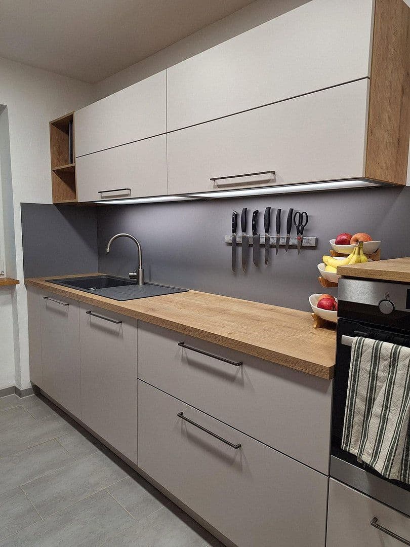Prodej domu 103 m², pozemek 351 m², Untergruppenbach, Bádensko-Württembersko Prodej domu 103 m², pozemek 351 m², Untergruppenbach, Bádensko-Württembersko