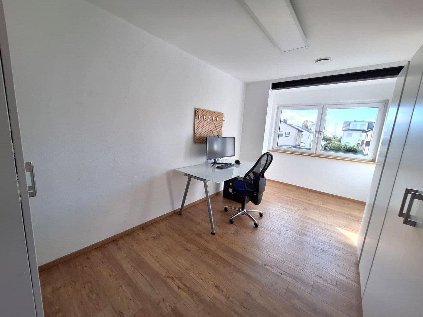 Prodej domu 103 m², pozemek 351 m², Untergruppenbach, Bádensko-Württembersko Prodej domu 103 m², pozemek 351 m², Untergruppenbach, Bádensko-Württembersko