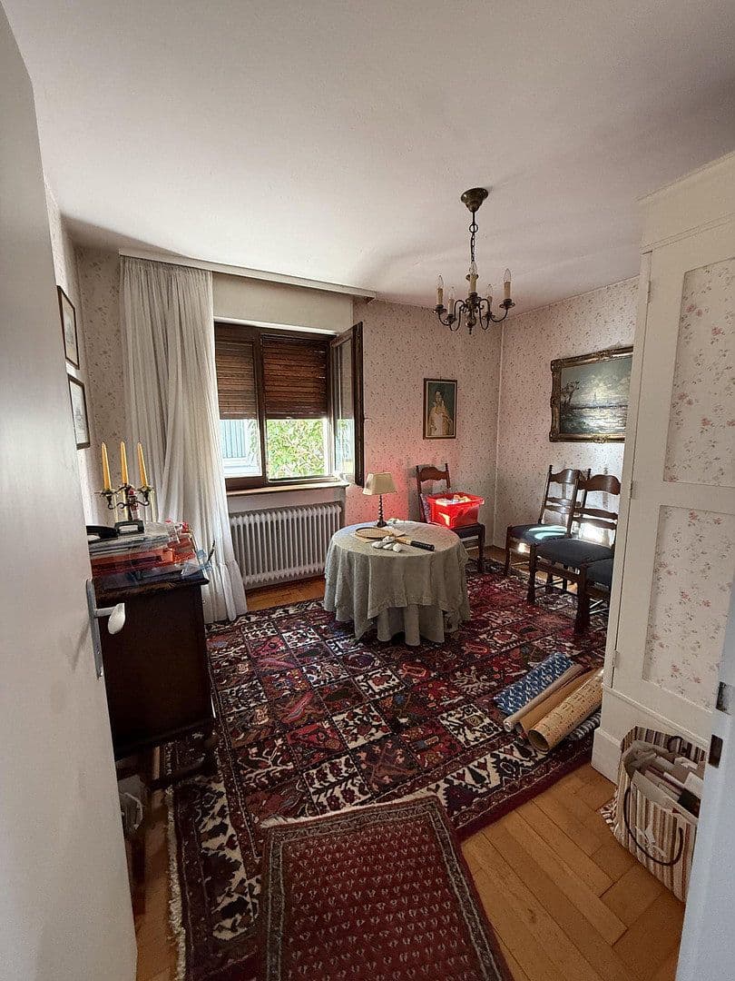 Pronájem domu 219 m², pozemek 554 m², Karlsruhe, Bádensko-Württembersko Pronájem domu 219 m², pozemek 554 m², Karlsruhe, Bádensko-Württembersko