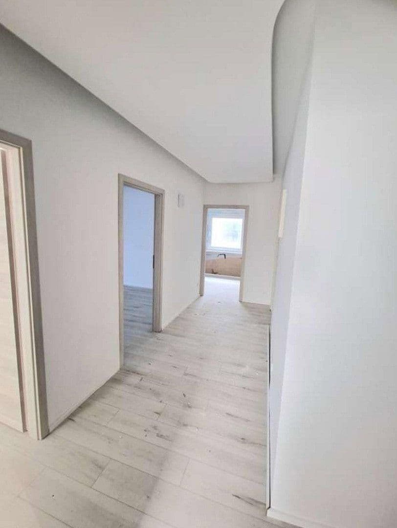 Pronájem domu 165 m², pozemek 320 m², Ludwig-Richter-Straße 13/1, Heilbronn, Bádensko-Württembersko Pronájem domu 165 m², pozemek 320 m², Ludwig-Richter-Straße 13/1, Heilbronn, Bádensko-Württembersko