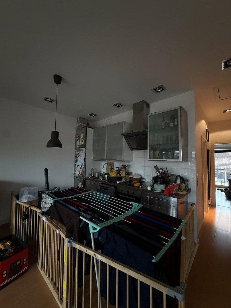 Pronájem bytu 3+1 65 m², Nebendahlstraße 19, Hamburg, Hamburg Pronájem bytu 3+1 65 m², Nebendahlstraße 19, Hamburg, Hamburg