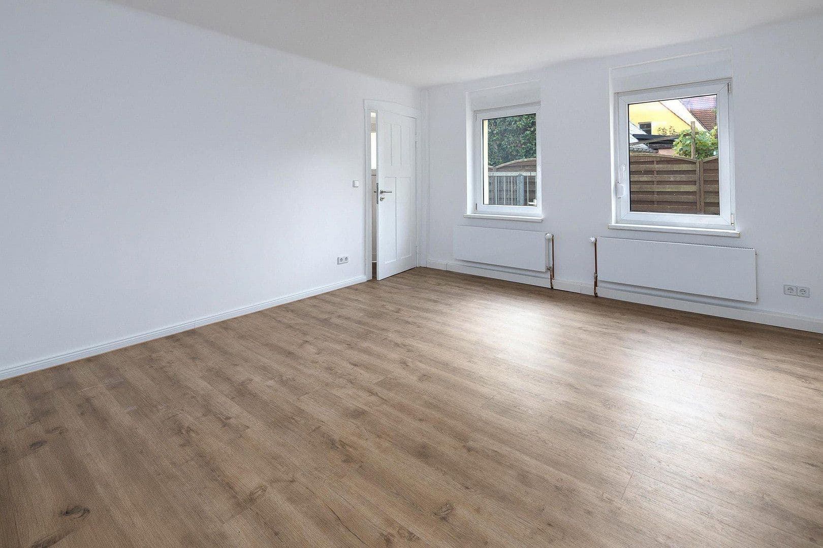 Prodej domu 123 m², pozemek 384 m², Brandenburg, Braniborsko Prodej domu 123 m², pozemek 384 m², Brandenburg, Braniborsko