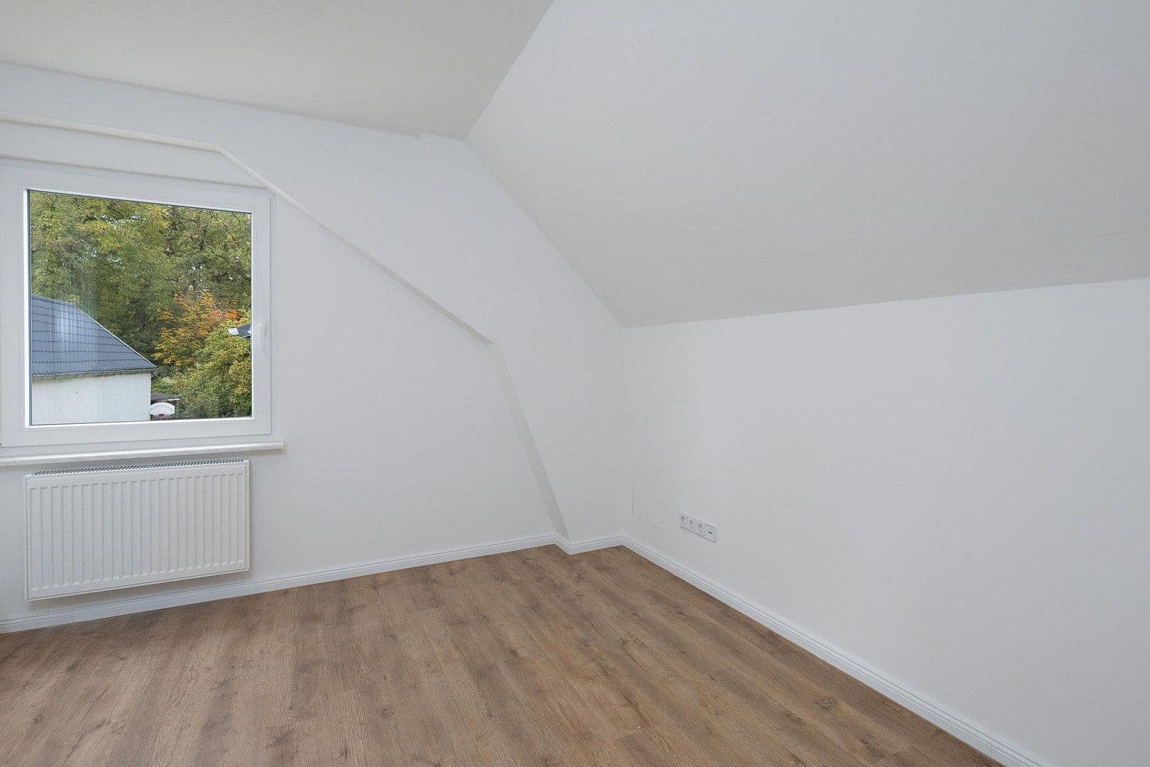 Prodej domu 123 m², pozemek 384 m², Brandenburg, Braniborsko Prodej domu 123 m², pozemek 384 m², Brandenburg, Braniborsko