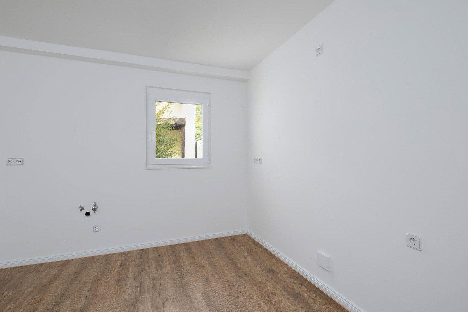 Prodej domu 123 m², pozemek 384 m², Brandenburg, Braniborsko Prodej domu 123 m², pozemek 384 m², Brandenburg, Braniborsko