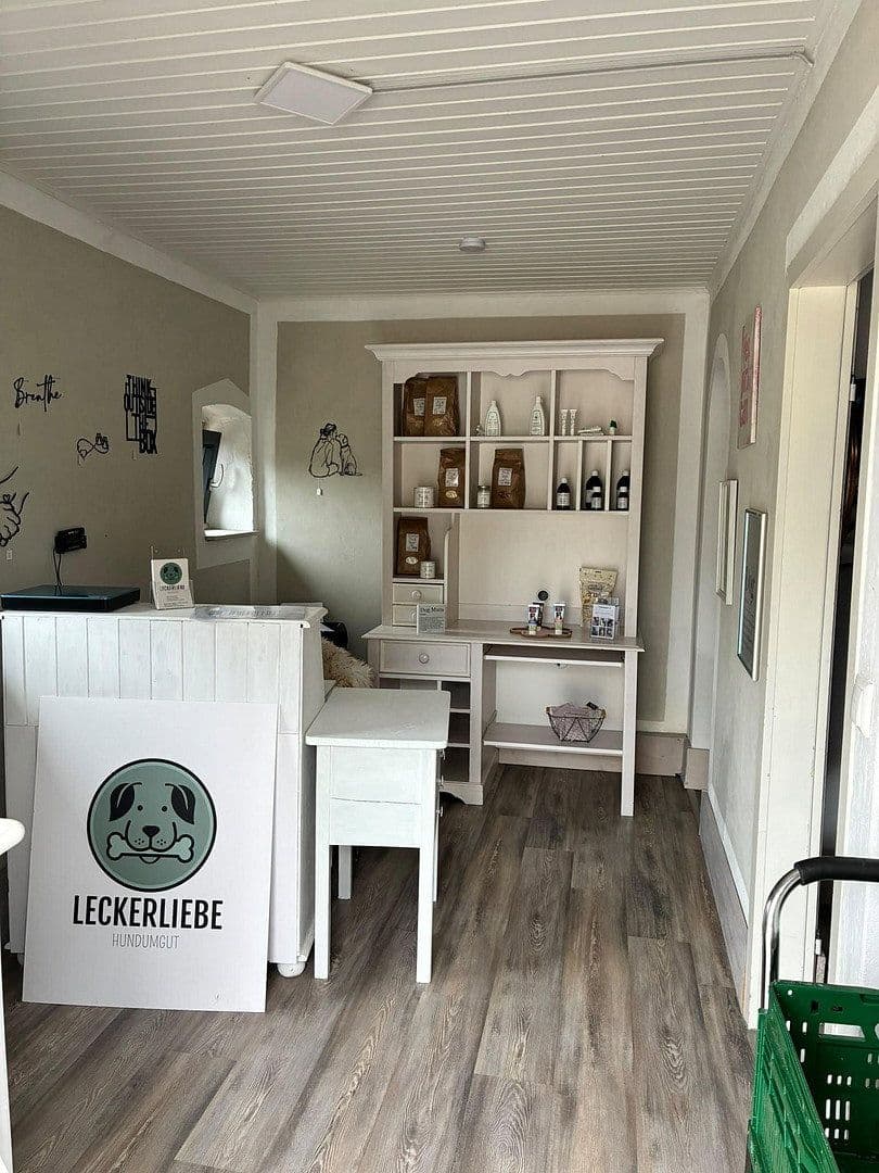Prodej domu 235 m², pozemek 1.935 m², Wrestedt, Dolní Sasko Prodej domu 235 m², pozemek 1.935 m², Wrestedt, Dolní Sasko