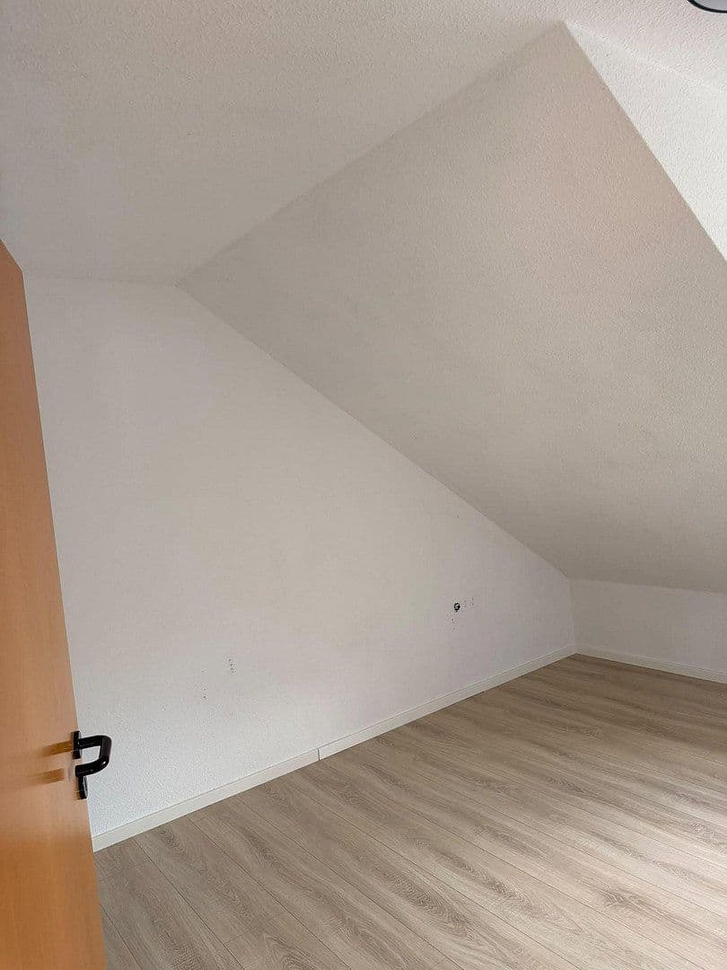 Pronájem bytu 3+kk 73 m², Buchenweg 16, Kirchberg an der Murr, Bádensko-Württembersko Pronájem bytu 3+kk 73 m², Buchenweg 16, Kirchberg an der Murr, Bádensko-Württembersko