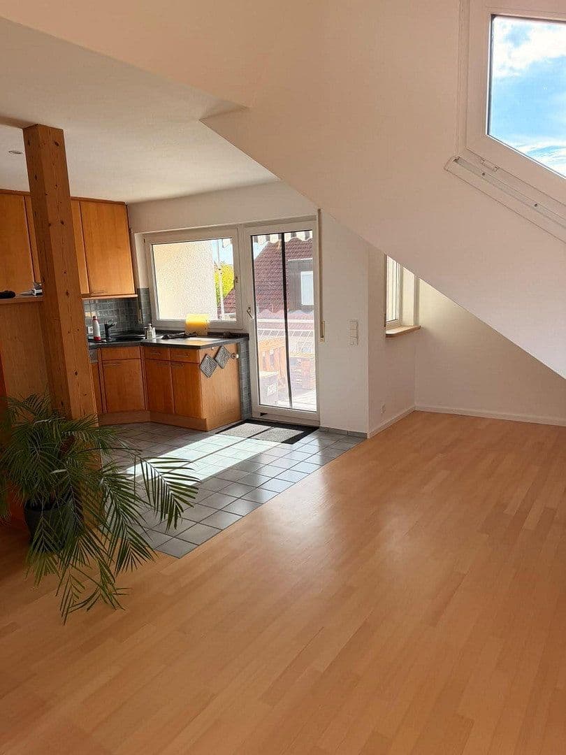 Pronájem bytu 3+kk 73 m², Buchenweg 16, Kirchberg an der Murr, Bádensko-Württembersko Pronájem bytu 3+kk 73 m², Buchenweg 16, Kirchberg an der Murr, Bádensko-Württembersko