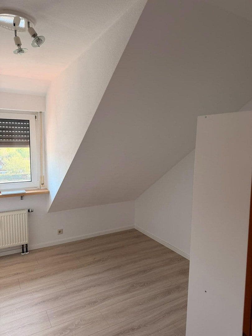 Pronájem bytu 3+kk 73 m², Buchenweg 16, Kirchberg an der Murr, Bádensko-Württembersko Pronájem bytu 3+kk 73 m², Buchenweg 16, Kirchberg an der Murr, Bádensko-Württembersko