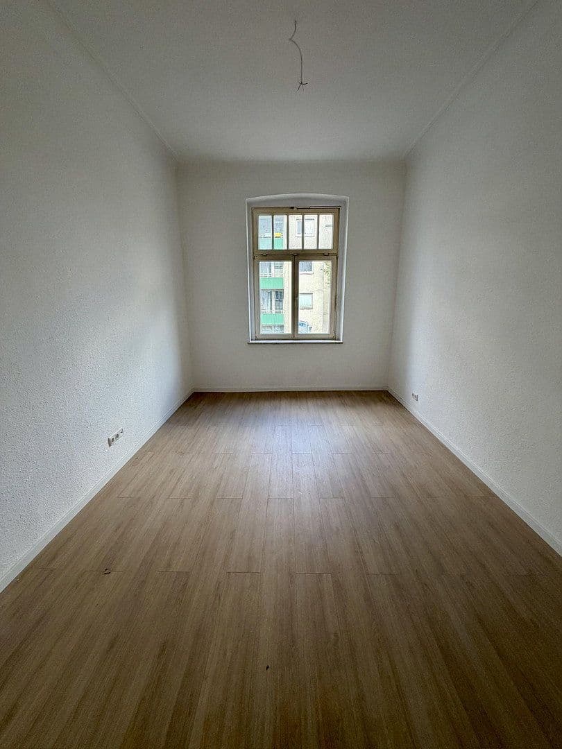 Pronájem bytu 1+1 33 m², Bahnstraße 40, Ratingen, Severní Porýní-Vestfálsko Pronájem bytu 1+1 33 m², Bahnstraße 40, Ratingen, Severní Porýní-Vestfálsko