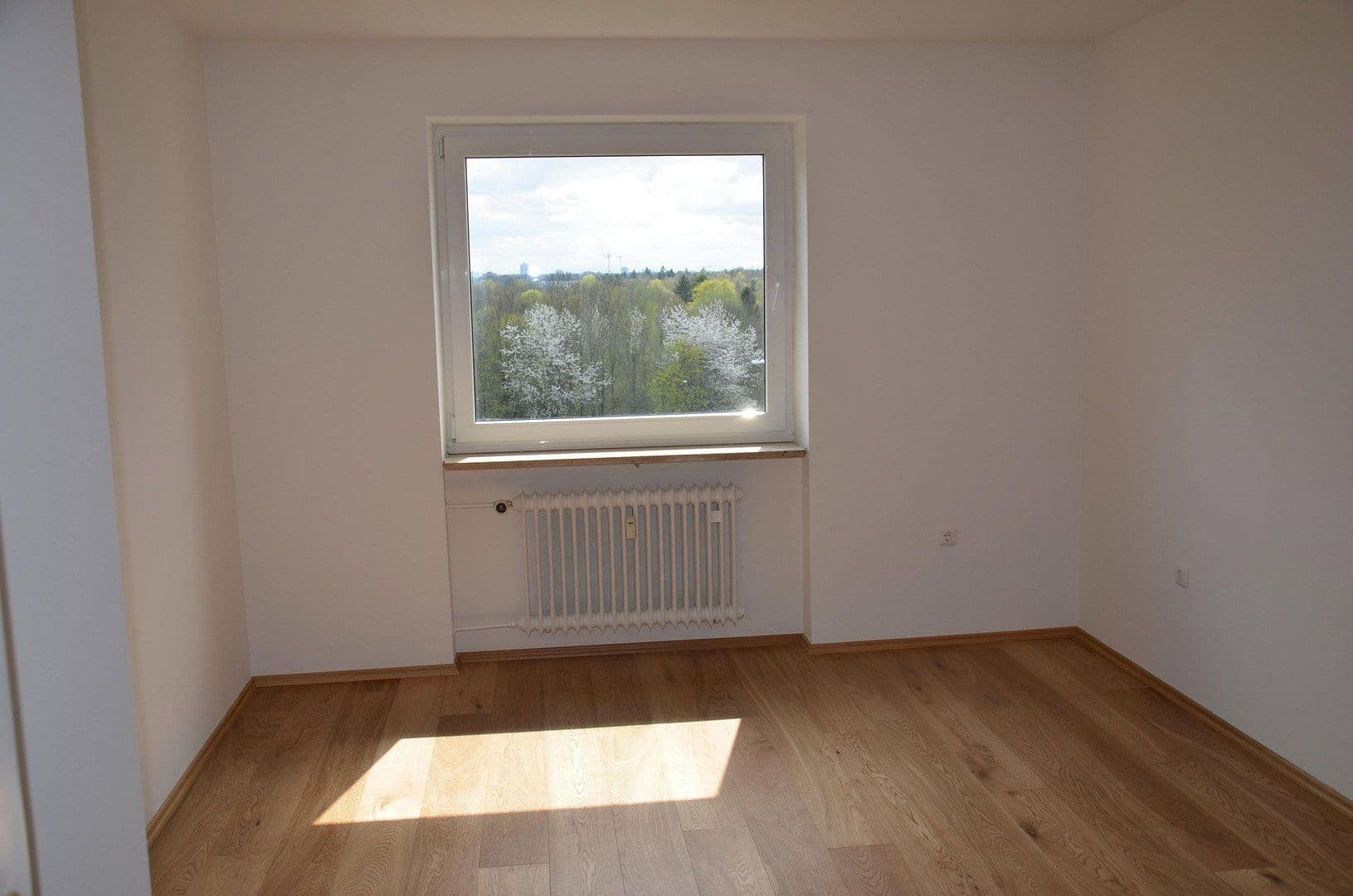 Pronájem bytu 3+1 67 m², München, Bavorsko Pronájem bytu 3+1 67 m², München, Bavorsko