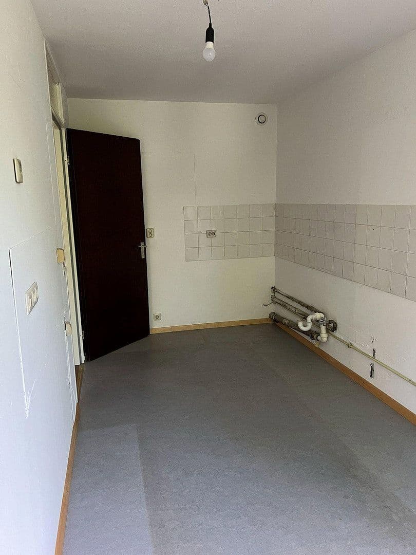 Pronájem bytu 4+1 106 m², Connollystraße 24, München, Bavorsko Pronájem bytu 4+1 106 m², Connollystraße 24, München, Bavorsko