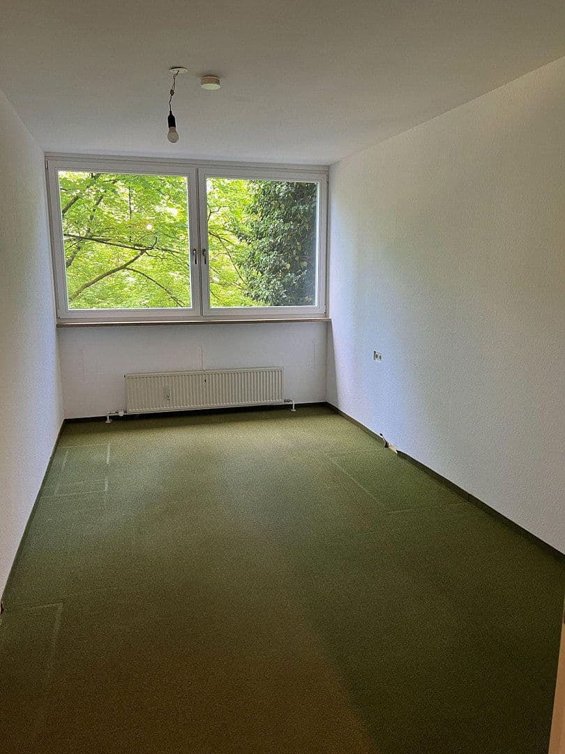 Pronájem bytu 4+1 106 m², Connollystraße 24, München, Bavorsko Pronájem bytu 4+1 106 m², Connollystraße 24, München, Bavorsko