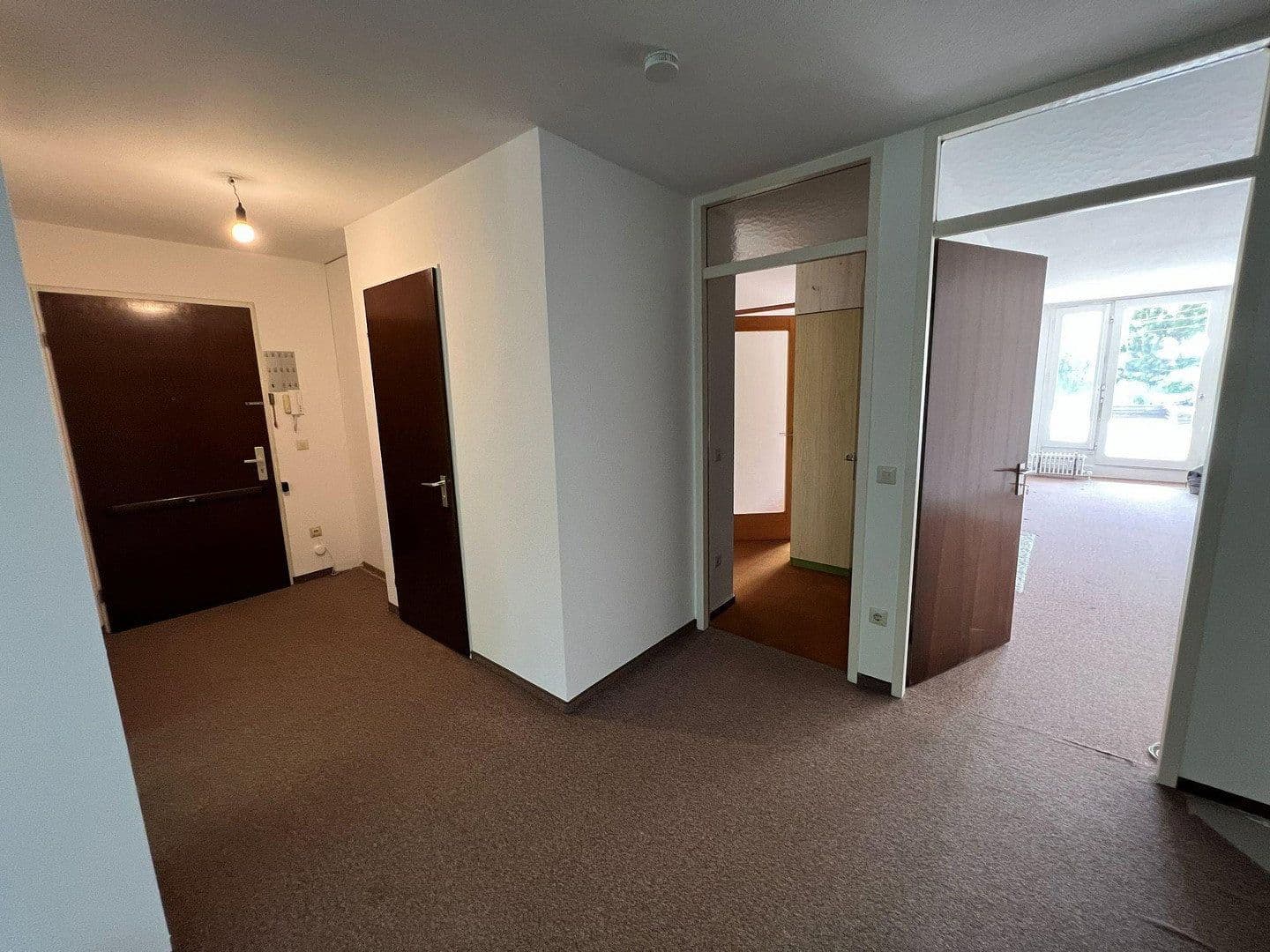 Pronájem bytu 4+1 106 m², Connollystraße 24, München, Bavorsko Pronájem bytu 4+1 106 m², Connollystraße 24, München, Bavorsko