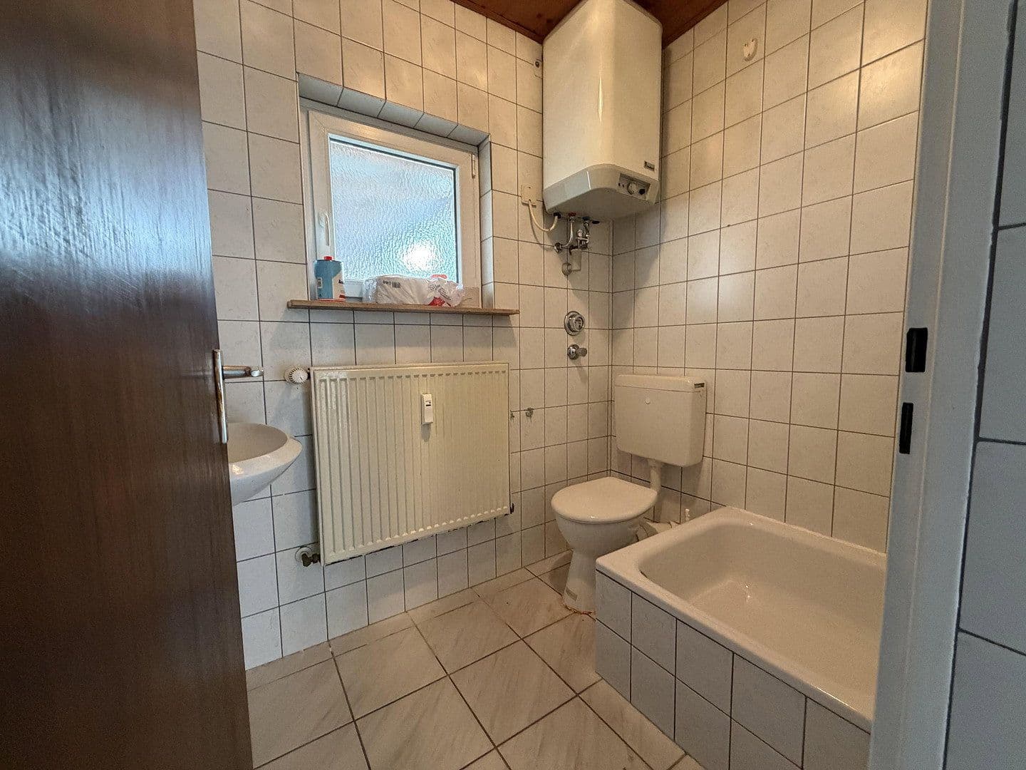 Pronájem bytu 1+1 22 m², Am Hollerbach 5, Hofheim am Taunus, Hessen Pronájem bytu 1+1 22 m², Am Hollerbach 5, Hofheim am Taunus, Hessen