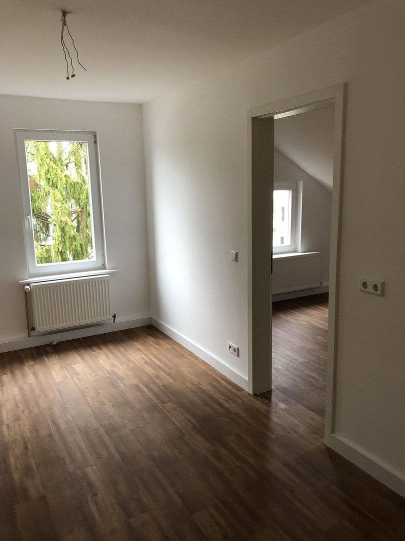 Pronájem bytu 2+1 40 m², Frankfurt am Main, Hessen Pronájem bytu 2+1 40 m², Frankfurt am Main, Hessen