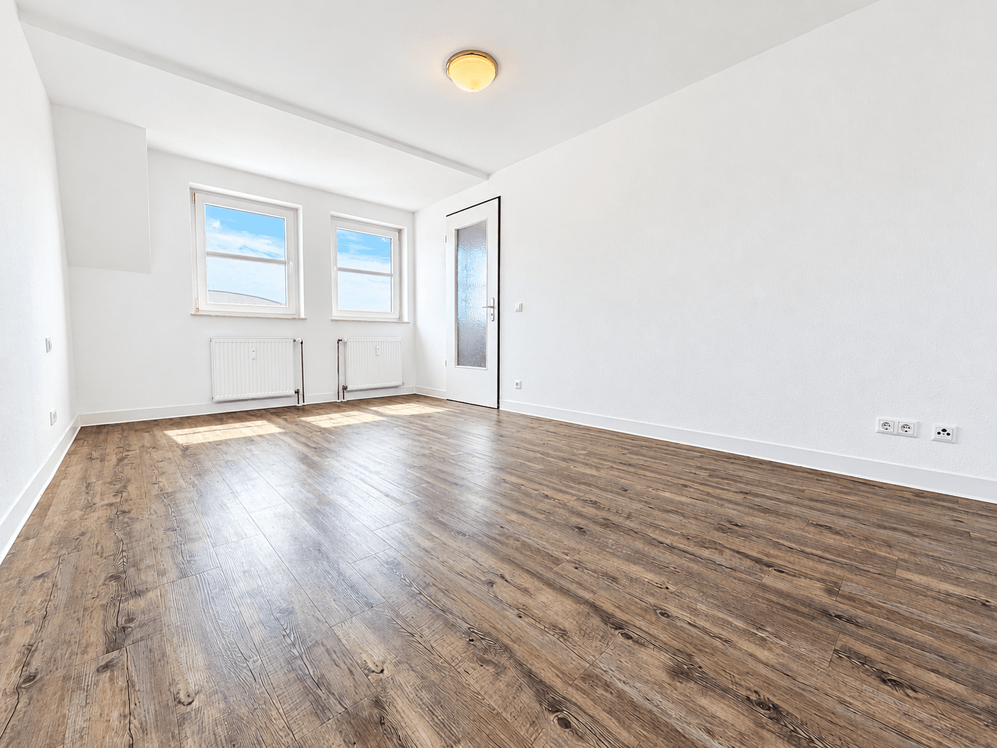 Pronájem bytu 2+1 52 m², Berliner Straße 25, Dresden, Sasko Pronájem bytu 2+1 52 m², Berliner Straße 25, Dresden, Sasko