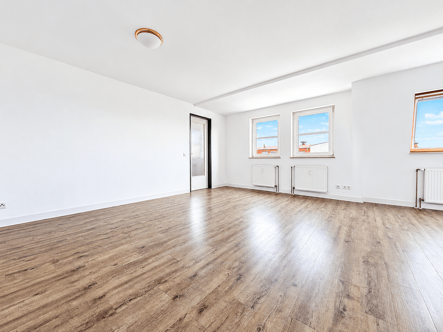 Pronájem bytu 2+1 52 m², Berliner Straße 25, Dresden, Sasko Pronájem bytu 2+1 52 m², Berliner Straße 25, Dresden, Sasko