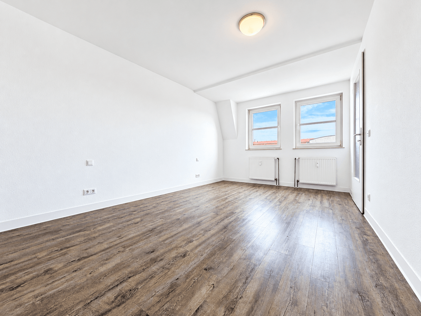 Pronájem bytu 2+1 52 m², Berliner Straße 25, Dresden, Sasko Pronájem bytu 2+1 52 m², Berliner Straße 25, Dresden, Sasko