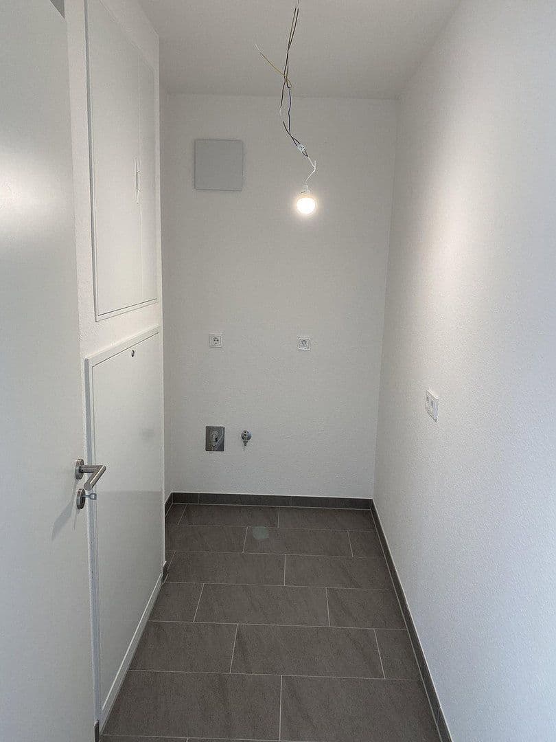 Pronájem bytu 3+kk 110 m², Schwäbisch Gmünd, Bádensko-Württembersko Pronájem bytu 3+kk 110 m², Schwäbisch Gmünd, Bádensko-Württembersko