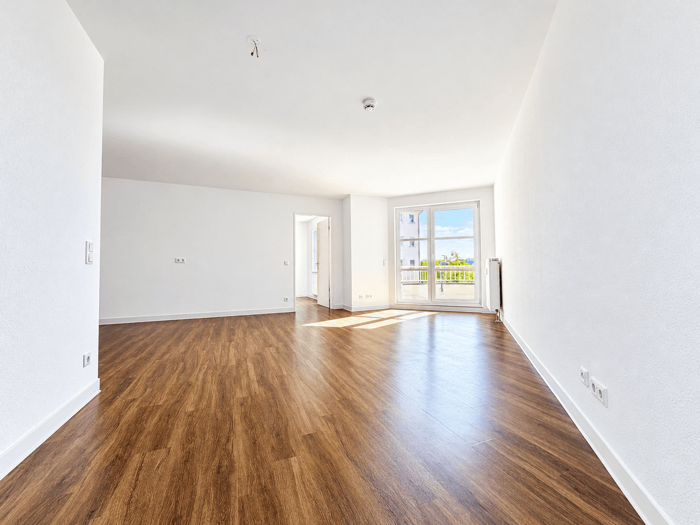 Pronájem bytu 2+1 59 m², Berliner Straße 27, Dresden, Sasko Pronájem bytu 2+1 59 m², Berliner Straße 27, Dresden, Sasko