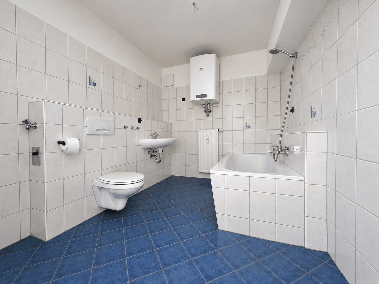 Pronájem bytu 2+1 60 m², Berliner Straße 23, Dresden, Sasko Pronájem bytu 2+1 60 m², Berliner Straße 23, Dresden, Sasko