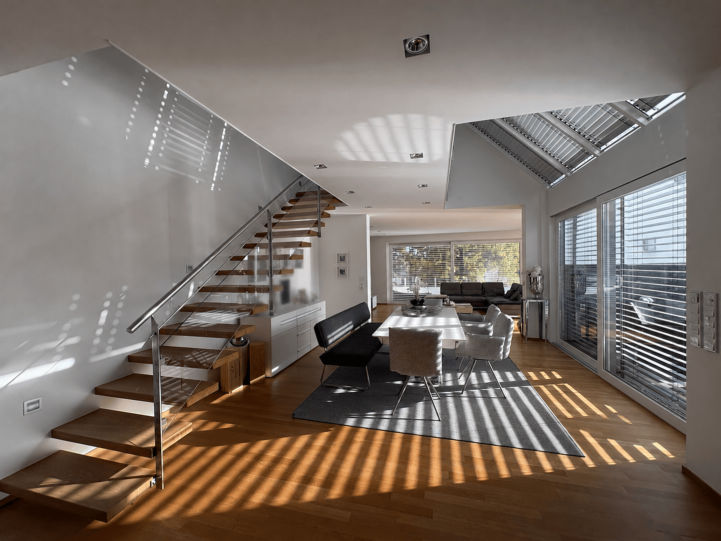 Prodej bytu 5+kk 193 m², Schweinfurt, Bavorsko Prodej bytu 5+kk 193 m², Schweinfurt, Bavorsko
